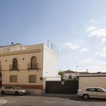 Rent 5 bedroom house in Sevilla
