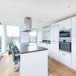 Rent 3 bedroom apartment of 150 m² in London