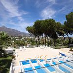 Rent 5 bedroom house of 600 m² in Marbella