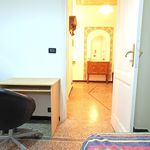 Rent 3 bedroom apartment of 85 m² in Genova