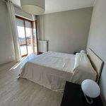 Affitto 3 camera appartamento di 105 m² in Carrara