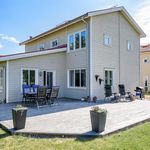 Rent 6 bedroom house of 155 m² in Gröndal