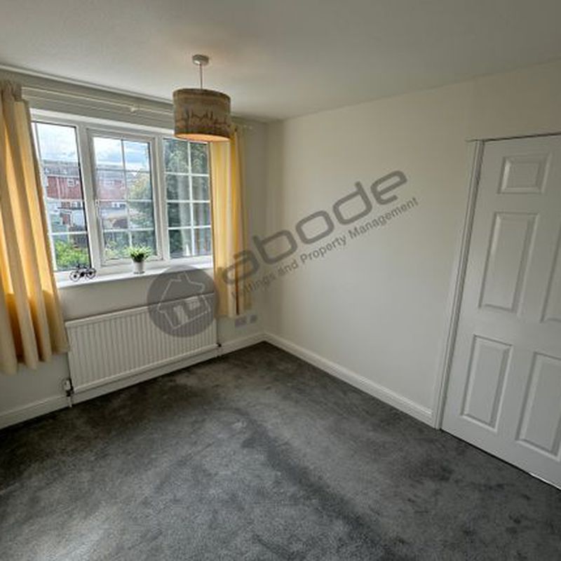 Detached house to rent in Brow Hill Road, Rotherham S66