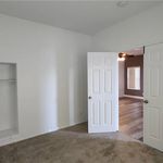 Rent 4 bedroom apartment of 218 m² in California