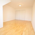 Rent 4 bedroom house of 320 m² in Praha