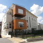 Rent 4 bedroom apartment of 99 m² in Reims