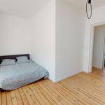 Rent a room of 124 m² in Lille