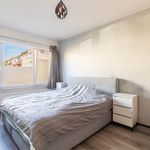 Rent 3 bedroom apartment of 91 m² in Boechout