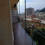 Rent 5 bedroom apartment of 75 m² in Genoa