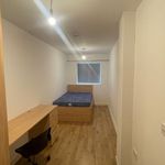 Rent 7 bedroom flat in Manchester