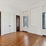 Rent 5 bedroom apartment of 7462 m² in Chicago