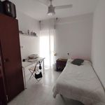 Rent 4 bedroom apartment of 75 m² in Sevilla