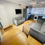 Rent 5 bedroom flat in Nottingham