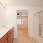 Rent 3 bedroom apartment of 136 m² in Irvine