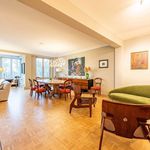 Rent 4 bedroom apartment of 200 m² in Brussels