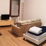 Rent 3 bedroom apartment in Padua