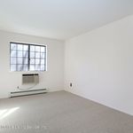Rent 1 bedroom apartment of 52 m² in Staten Island