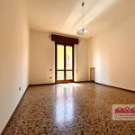 Rent 3 bedroom apartment of 150 m² in Vicenza