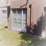 Rent 2 bedroom house of 15 m² in Johannesburg