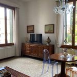 Rent 5 bedroom apartment of 135 m² in Venezia