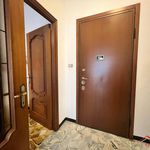 Rent 5 bedroom apartment of 63 m² in Genova
