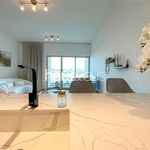 Rent 1 bedroom apartment of 72 m² in Dubai