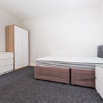 Rent 6 bedroom house in Leeds