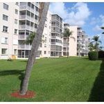 Rent 2 bedroom apartment of 1200 m² in Boca Raton