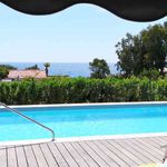 Rent 5 bedroom house of 130 m² in Les Issambres