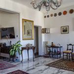 Rent a room of 140 m² in Roma