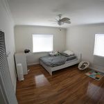 Rent 2 bedroom apartment of 148 m² in Santa Monica