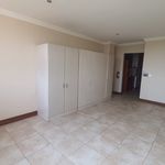 Rent 1 bedroom apartment of 32 m² in City of Tshwane