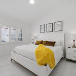 Rent 2 bedroom house of 133 m² in Palm Desert