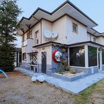 Rent 6 bedroom house of 440 m² in Ankara