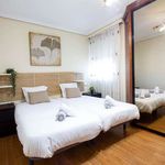 Rent 3 bedroom apartment of 130 m² in Salamanca