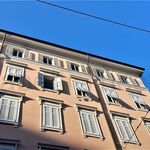 Affitto 3 camera appartamento di 112 m² in Trieste