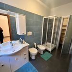 Rent 5 bedroom apartment of 96 m² in Genova