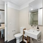 Rent 2 bedroom apartment in East Melbourne