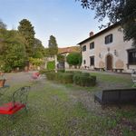 Rent 4 bedroom apartment of 353 m² in Fiesole