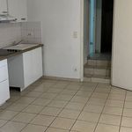 Rent 4 bedroom house of 87 m² in Castelnau-de-Médoc