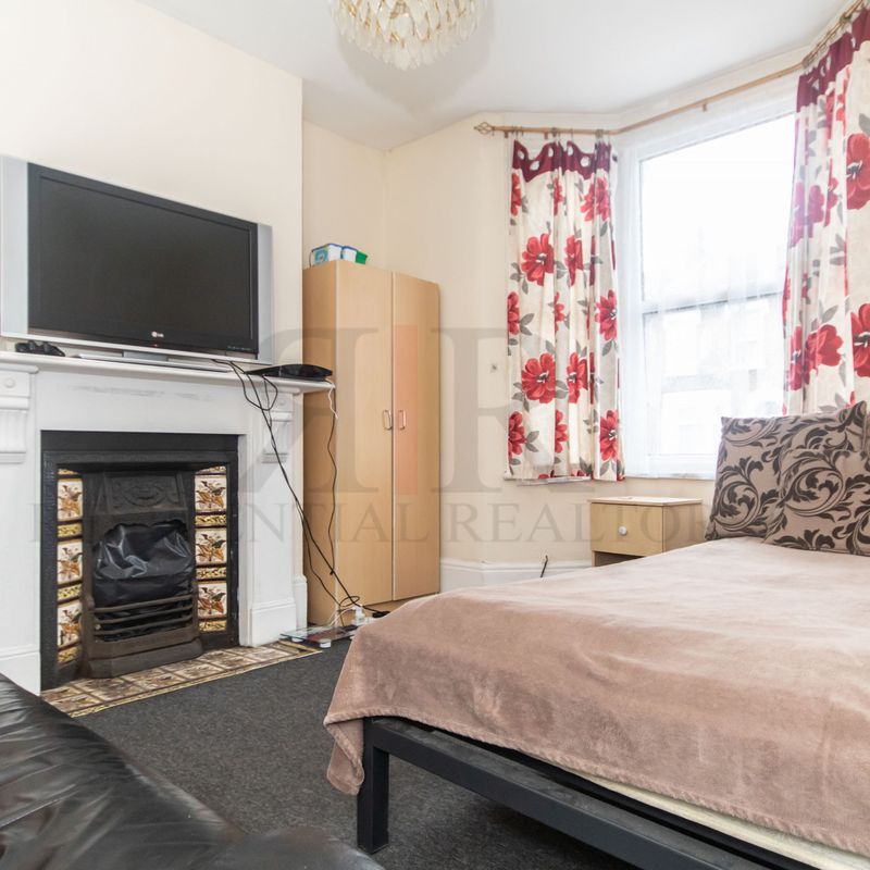 house for rent at Sutton Court Road, London, E13, United kingdom Newham