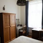 Rent 3 bedroom apartment of 76 m² in Krakow