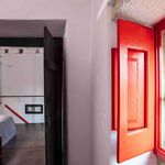 Rent a room of 120 m² in Moledo