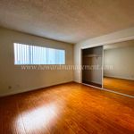 Rent 3 bedroom apartment of 148 m² in Santa Monica