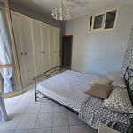 Affitto 2 camera appartamento di 60 m² in Naples