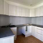 Rent 5 bedroom apartment of 100 m² in Saint-André-de-la-Roche