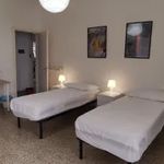 Rent 5 bedroom apartment of 90 m² in Firenze