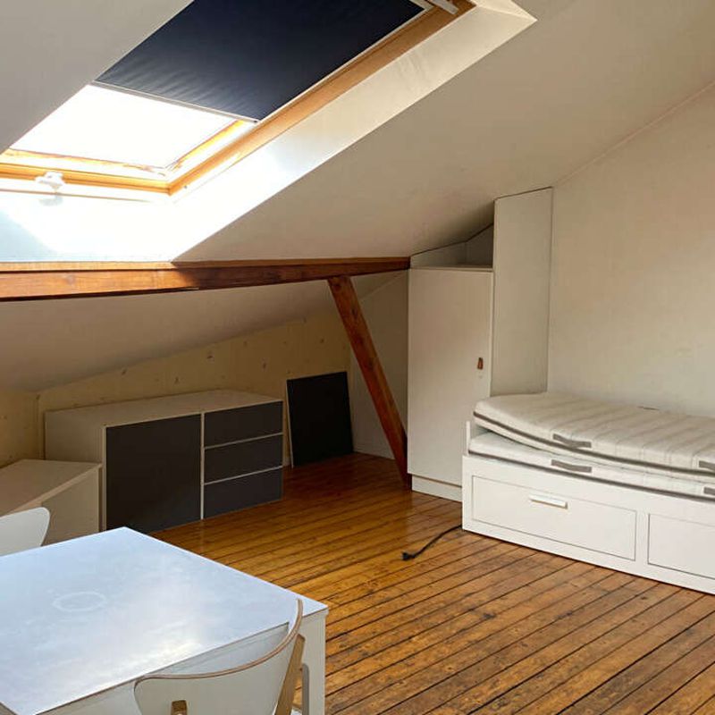 Location appartement 1 pièce 15 m² Reims (51100)