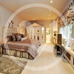 Rent 8 bedroom house in London