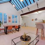 Rent 2 bedroom apartment of 96 m² in Paris